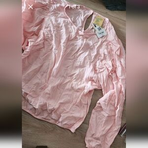 There Abouts Top Women's 2XL
20.5 Pink Stripe April Blush
Long Sleeve Nwt